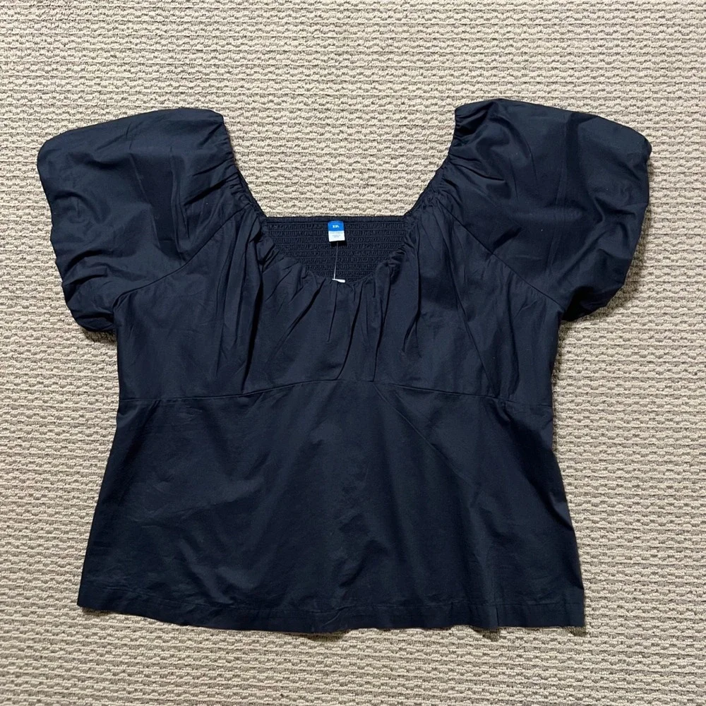 Old Navy trapeze empire