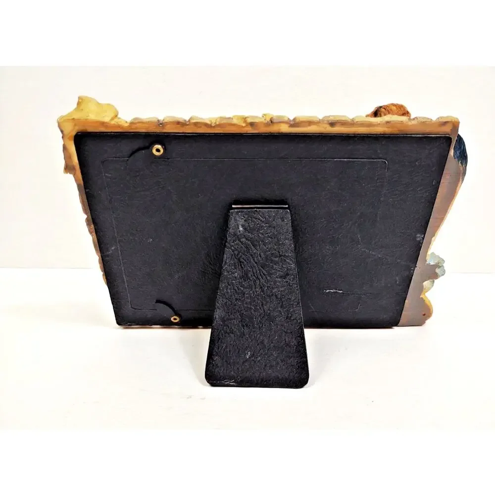 Unbranded vintage holiday