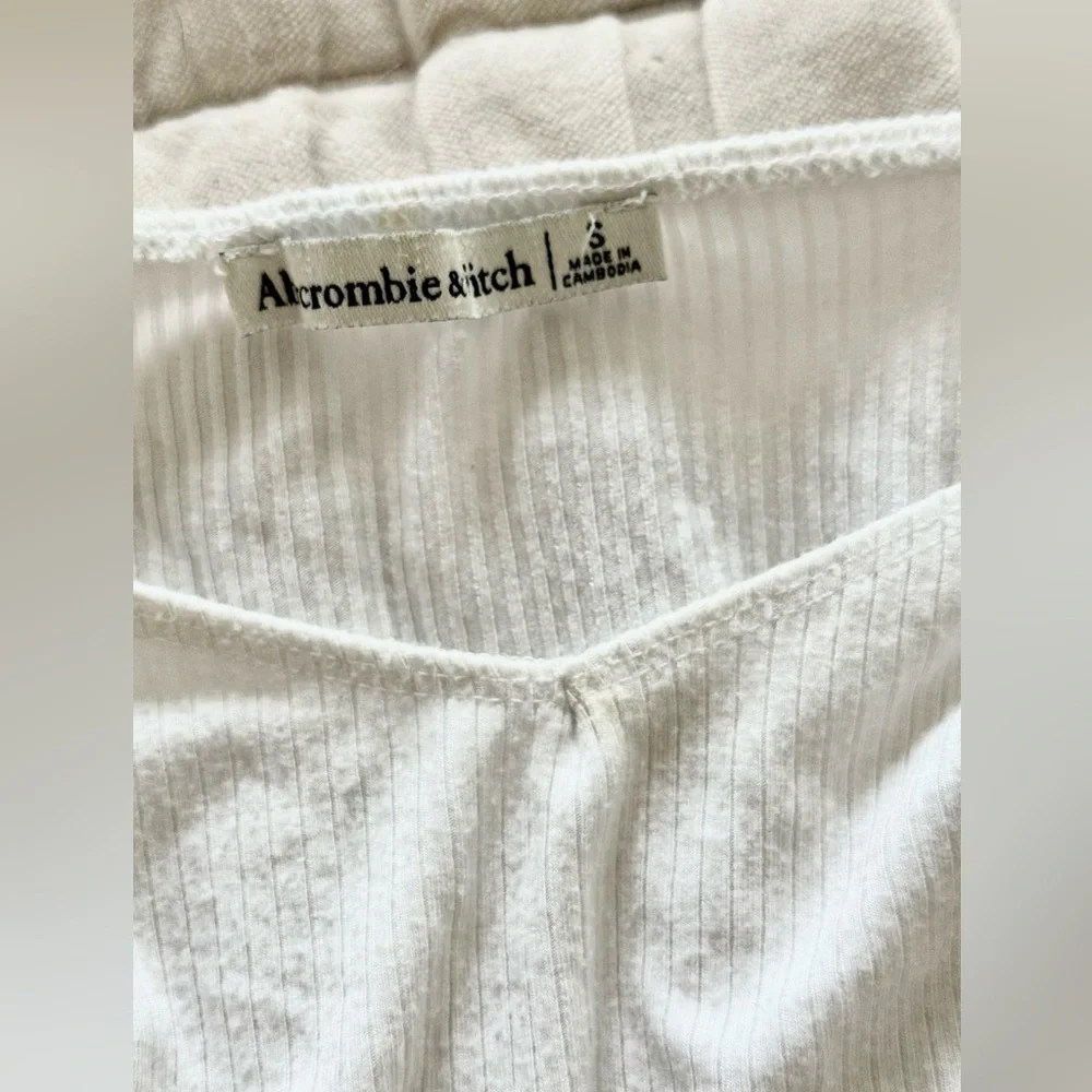 Abercrombie & Fitch blouse from