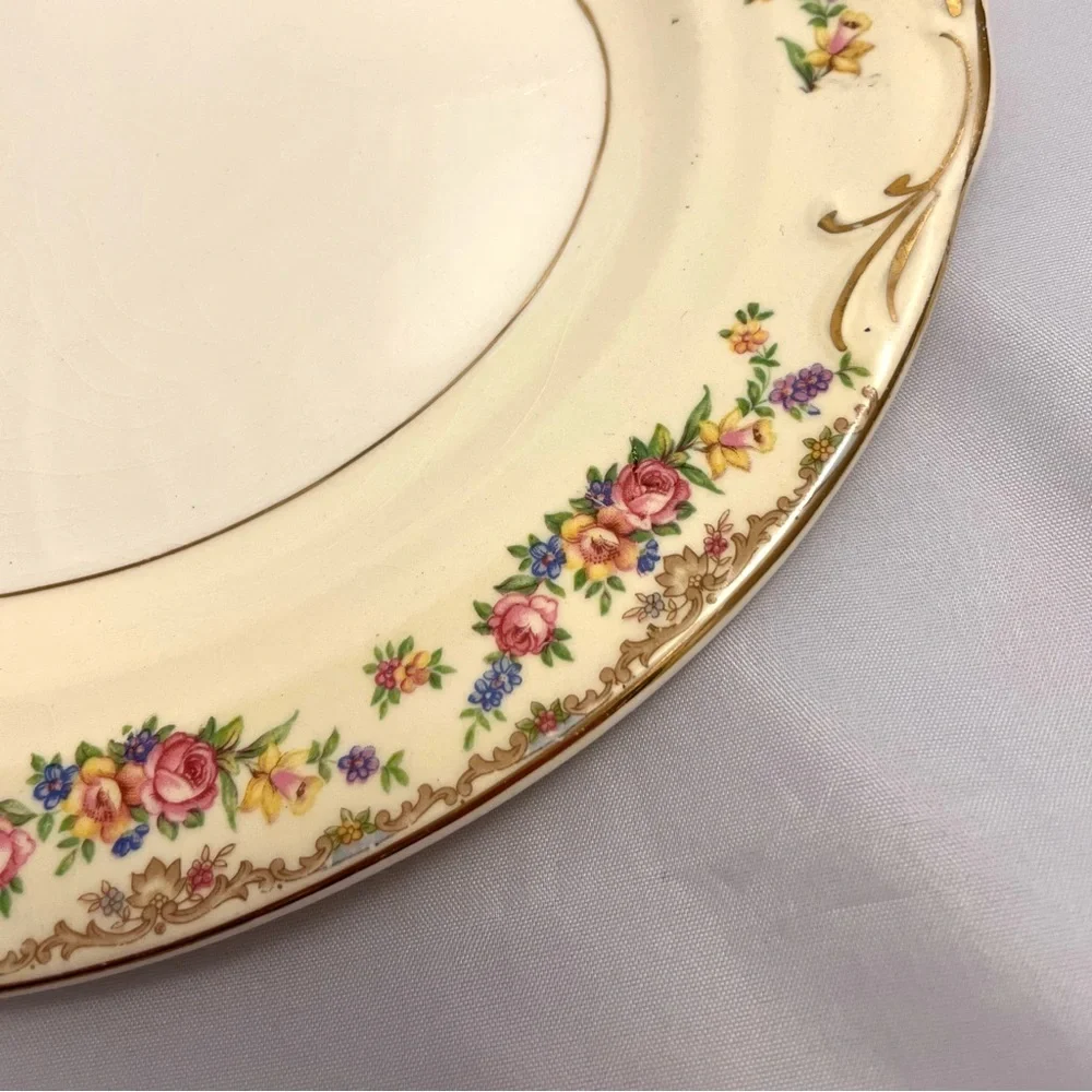 Crown Potteries beautiful vintage