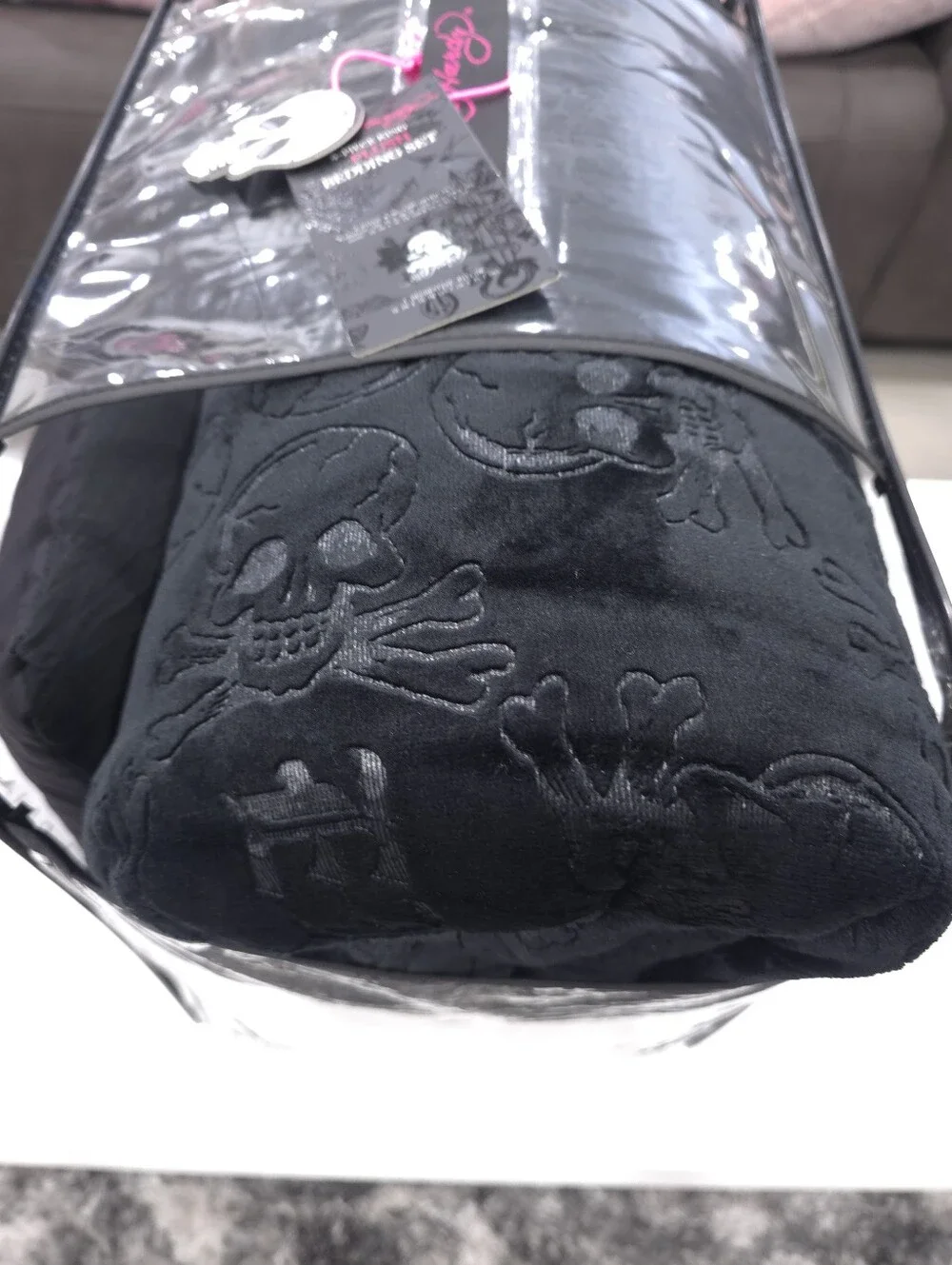 Ed Hardy KING 4-Piece Skull Embossed Black Comforter Set Set
