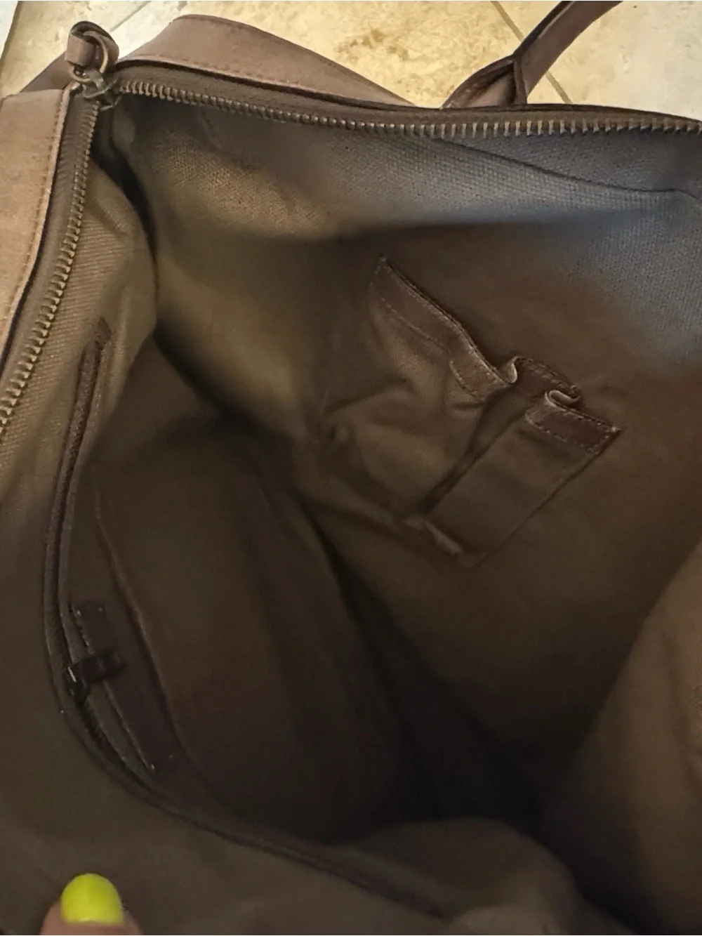 Tre Vero Brown Two-Tone Leather Tote Bag