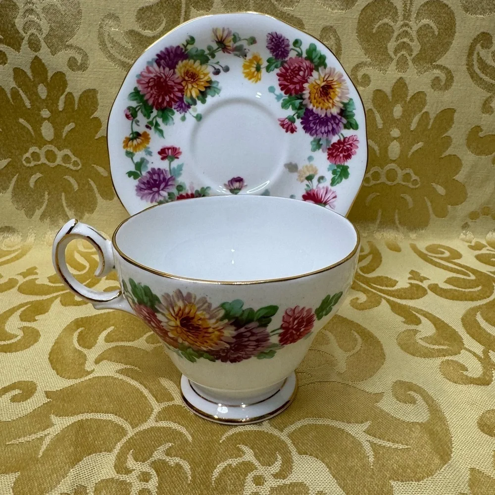 Autumn Glory Fine Bone China England Teacup and Saucer Set