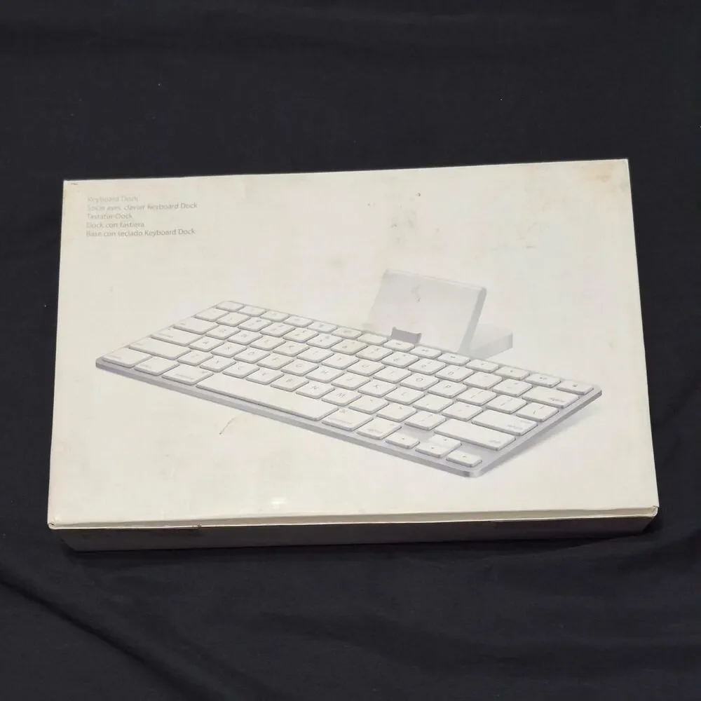 Apple while unused 2010s