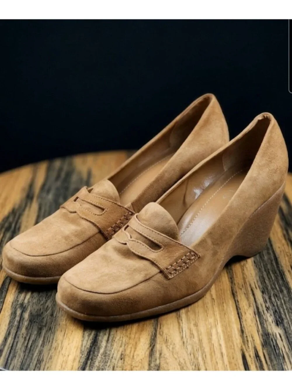 Franco Sarto Y2K Preppy Neutral Suede Penney Loafer Wedge Heel Women Size 8.5M