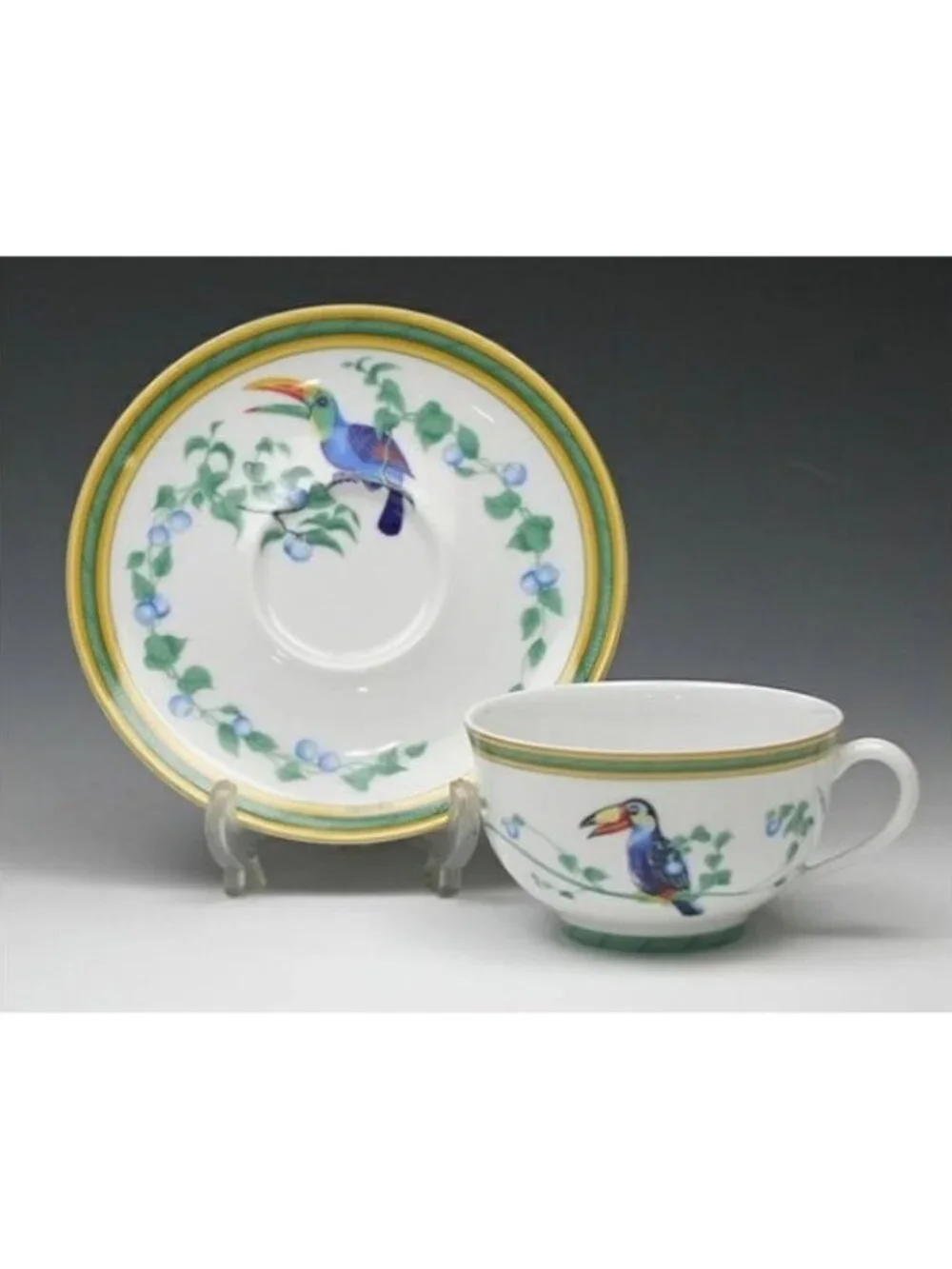 Hermes Toucan Tea Cup & Saucer Pair 316 Tea C S Set Luxury Western Tableware