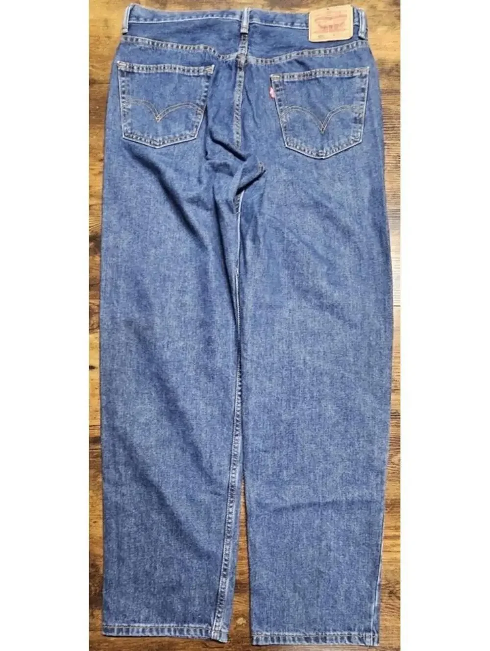 VTG Levi’s 550 Relaxed Fit Jeans Brown Tab Men’s 36x34 Blue Denim Y2K‎