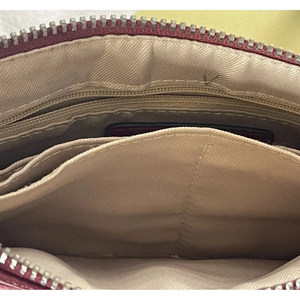 Dana Buchman Red‎ Convertible Wristlet Handbag Short Handle Purse