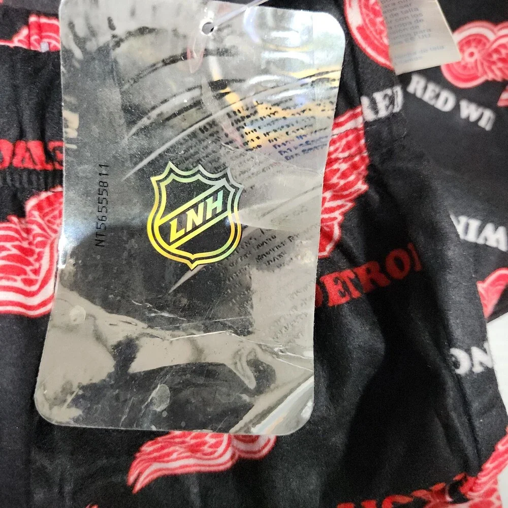 NHL brand licensed
