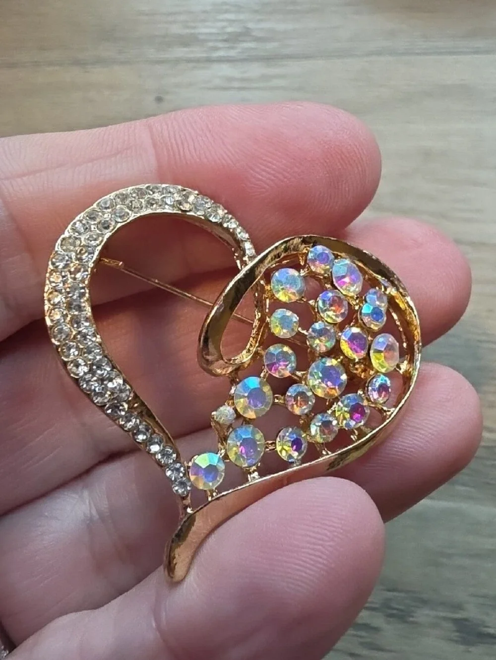 N/A elegant gold