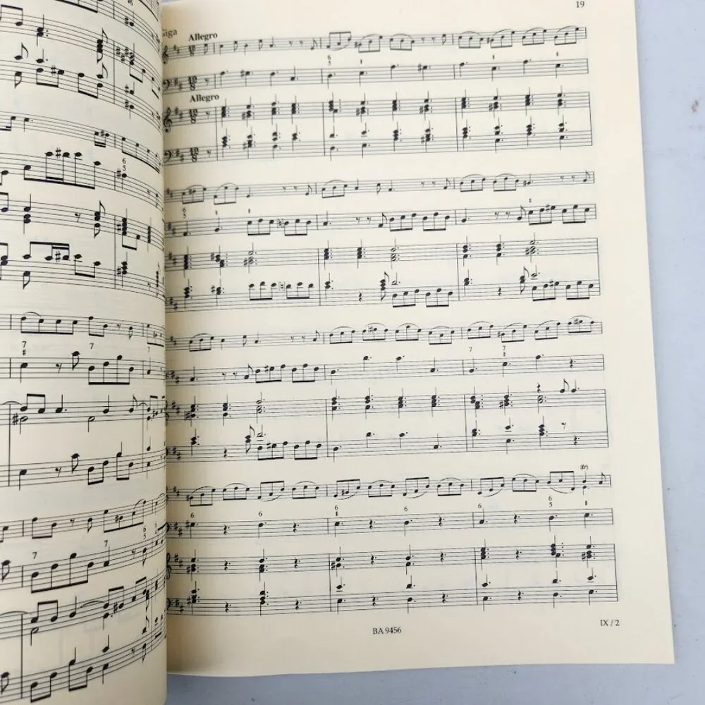 Barenreiter twelve sonatas