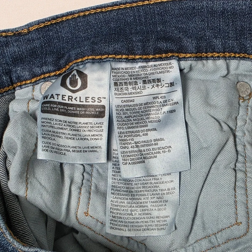 Levis levi 559