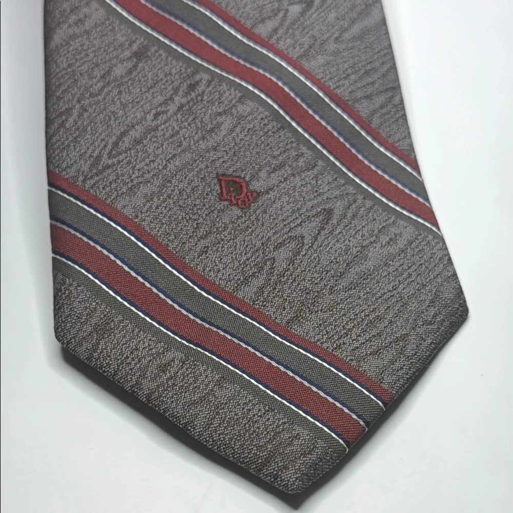 Vintage Christian Dior Slate & Crimson Slanted‎ Stripes Tie 55 1/2”/3 1/2” EC