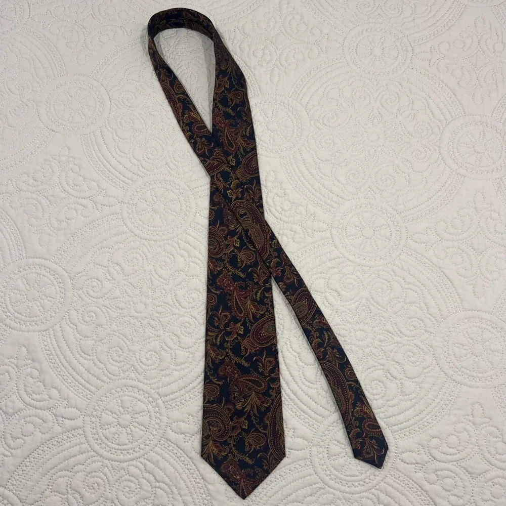 Polo Ralph Lauren Mens Silk Paisley Tie Navy Blue Red Gold Made in USA Hand Made