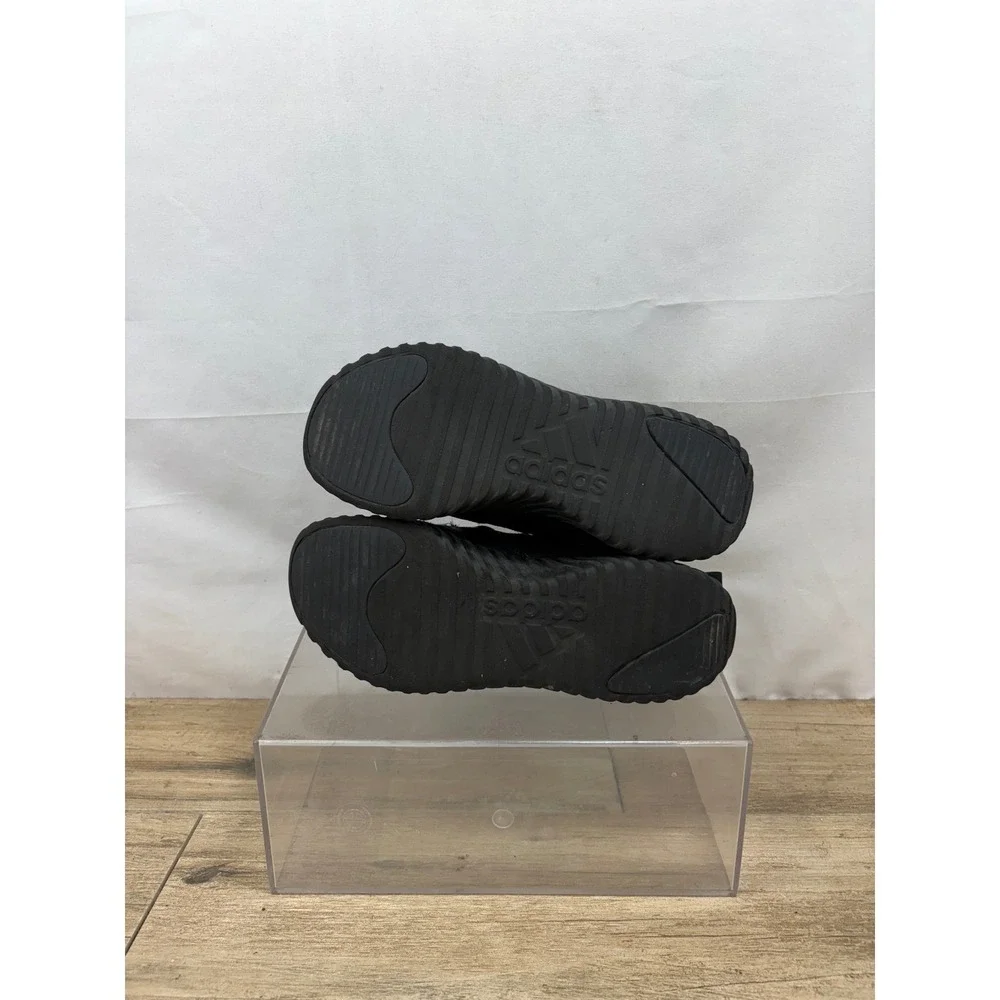 adidas color black
