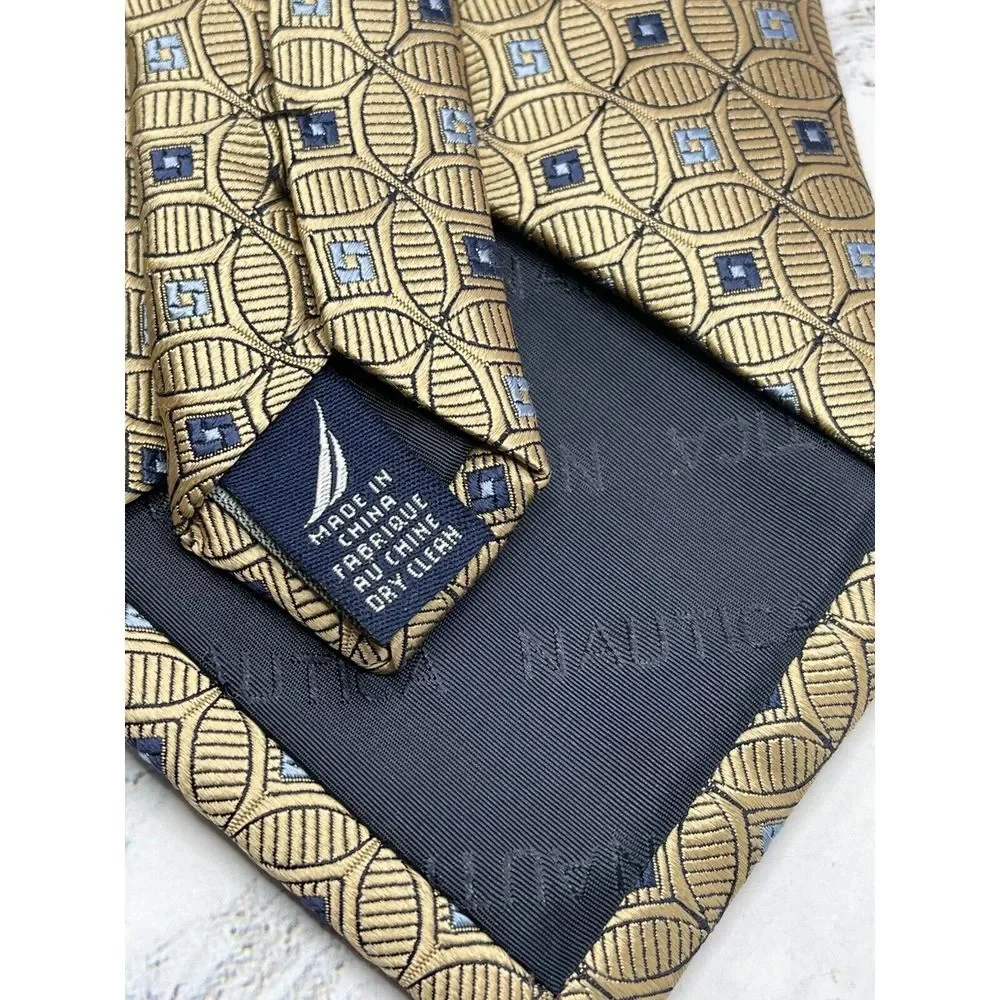 Nautica this tie