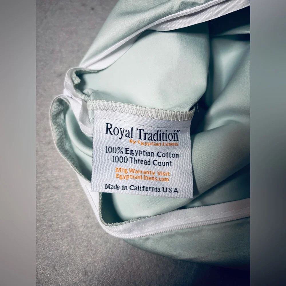 Royal Tradition 1,000 Thread Count 100% Egyptian Cotton Luxury ThrowPillow Cover
