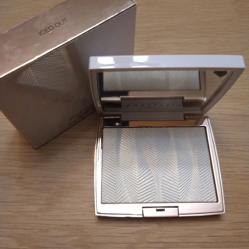 Anastasia Beverly Hills anastasia beverly