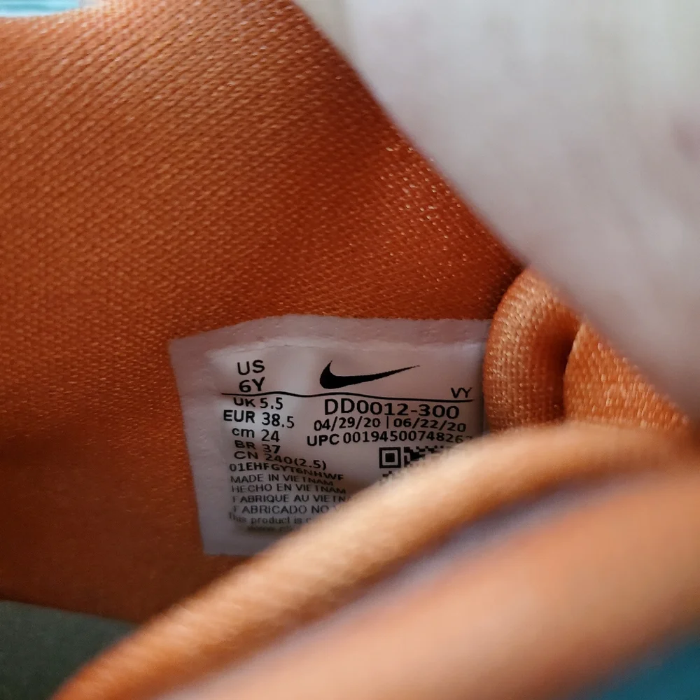 Nike zoom freak