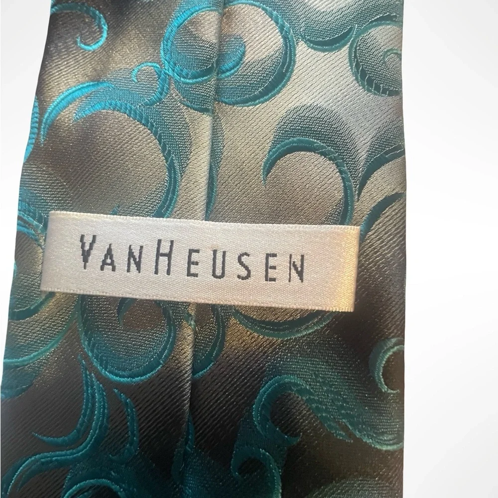 Van Heusen enhance your