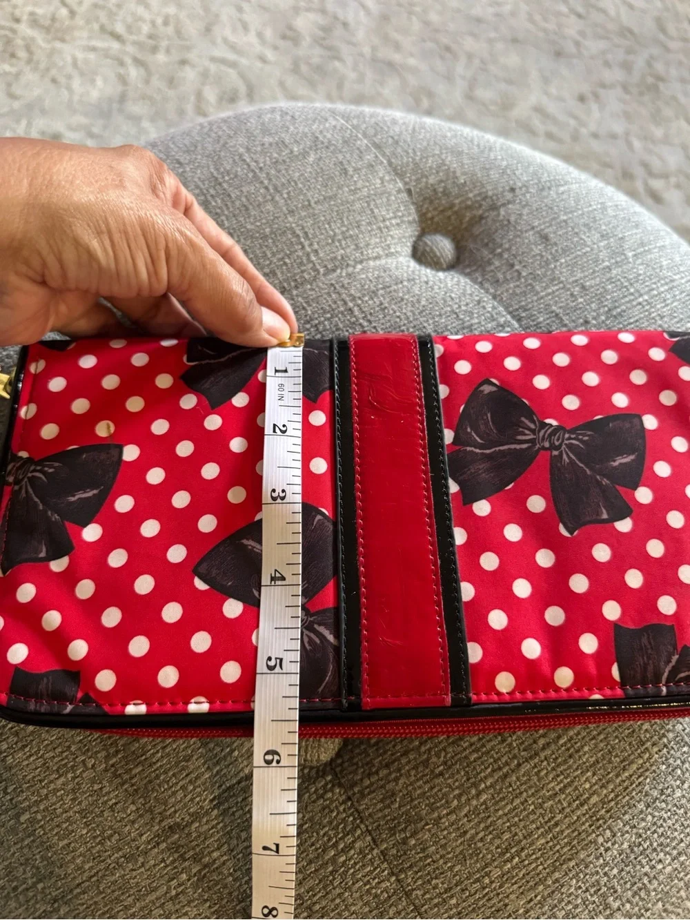 Betsey Johnson cute bow