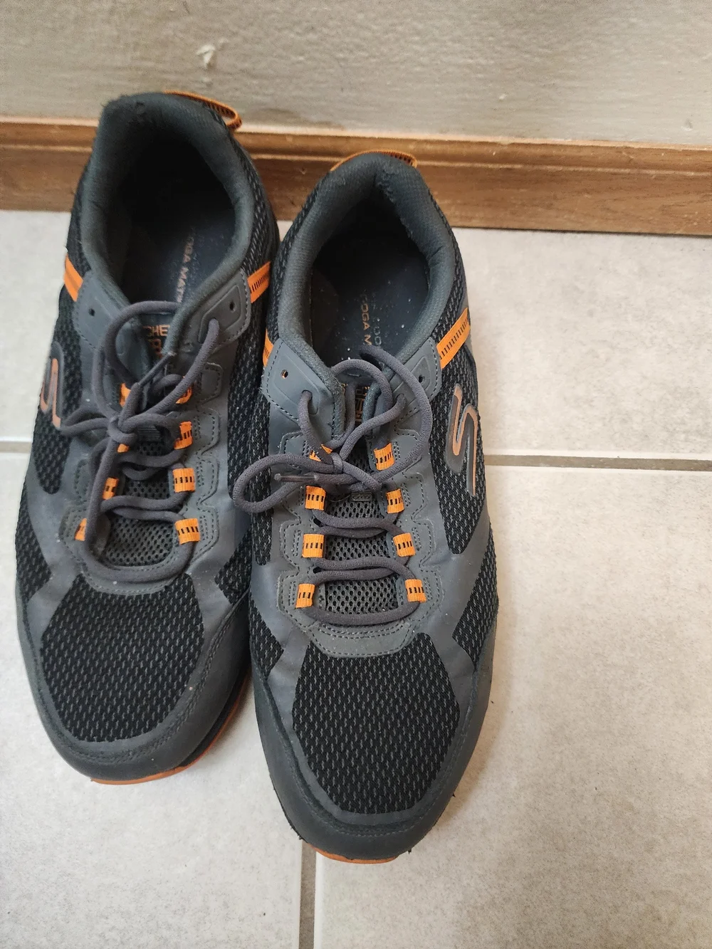 Skechers lightweight men