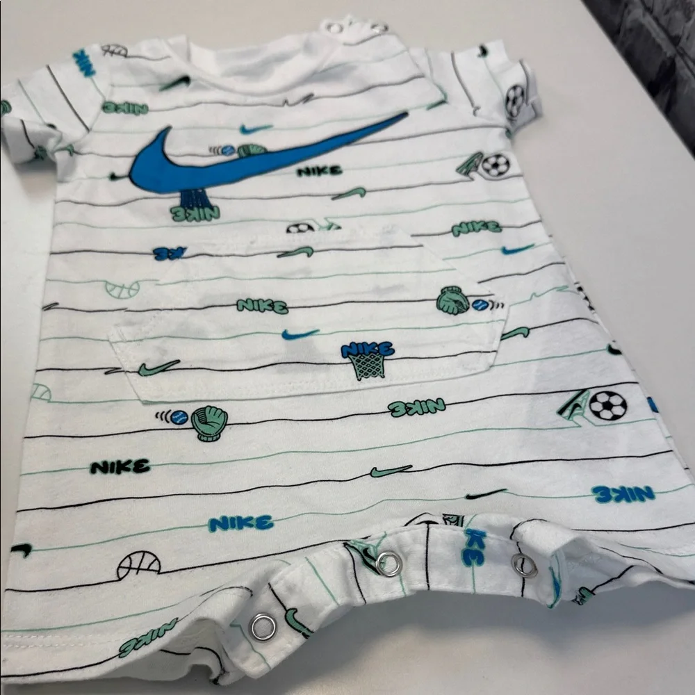 Nike details base