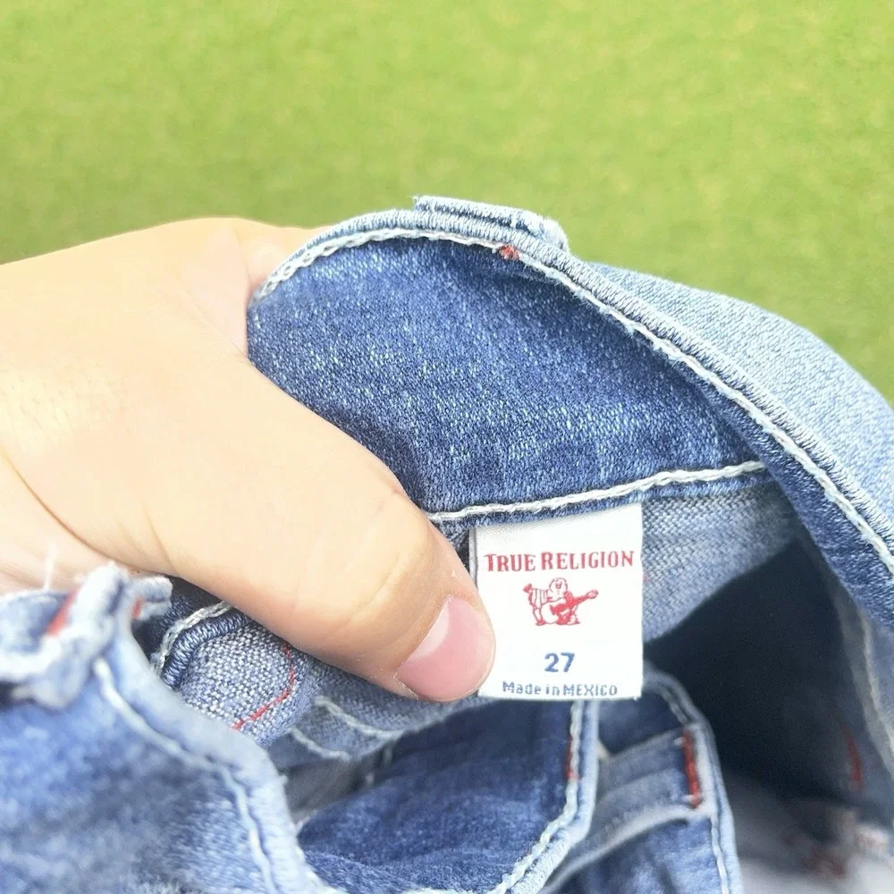 True Religion shop confidence