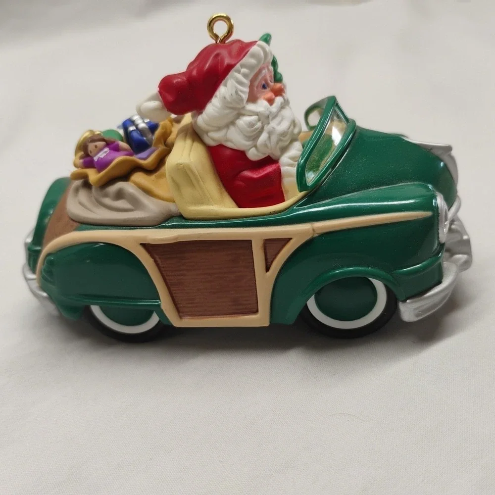 Hallmark ornament 2005