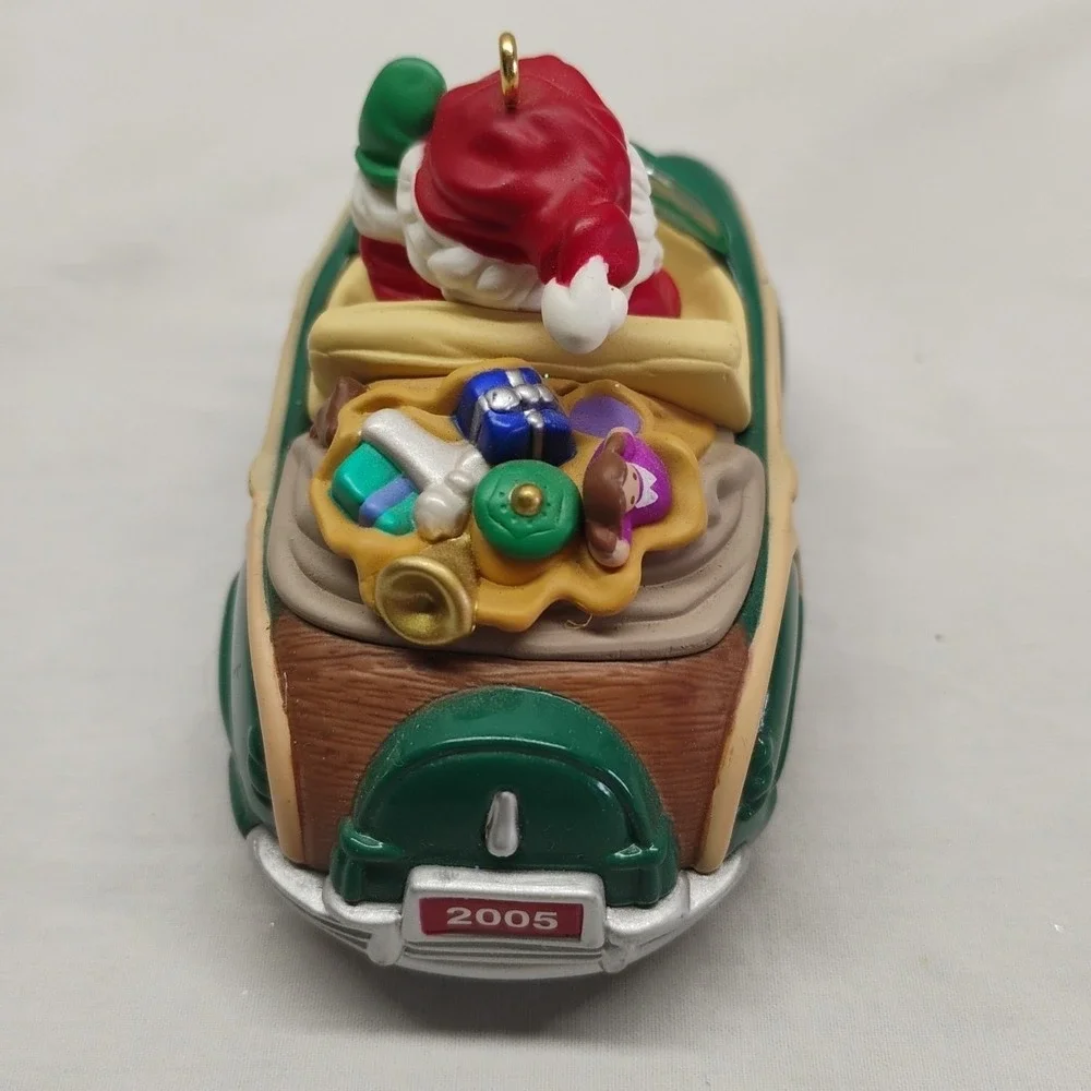 Hallmark ornament 2005
