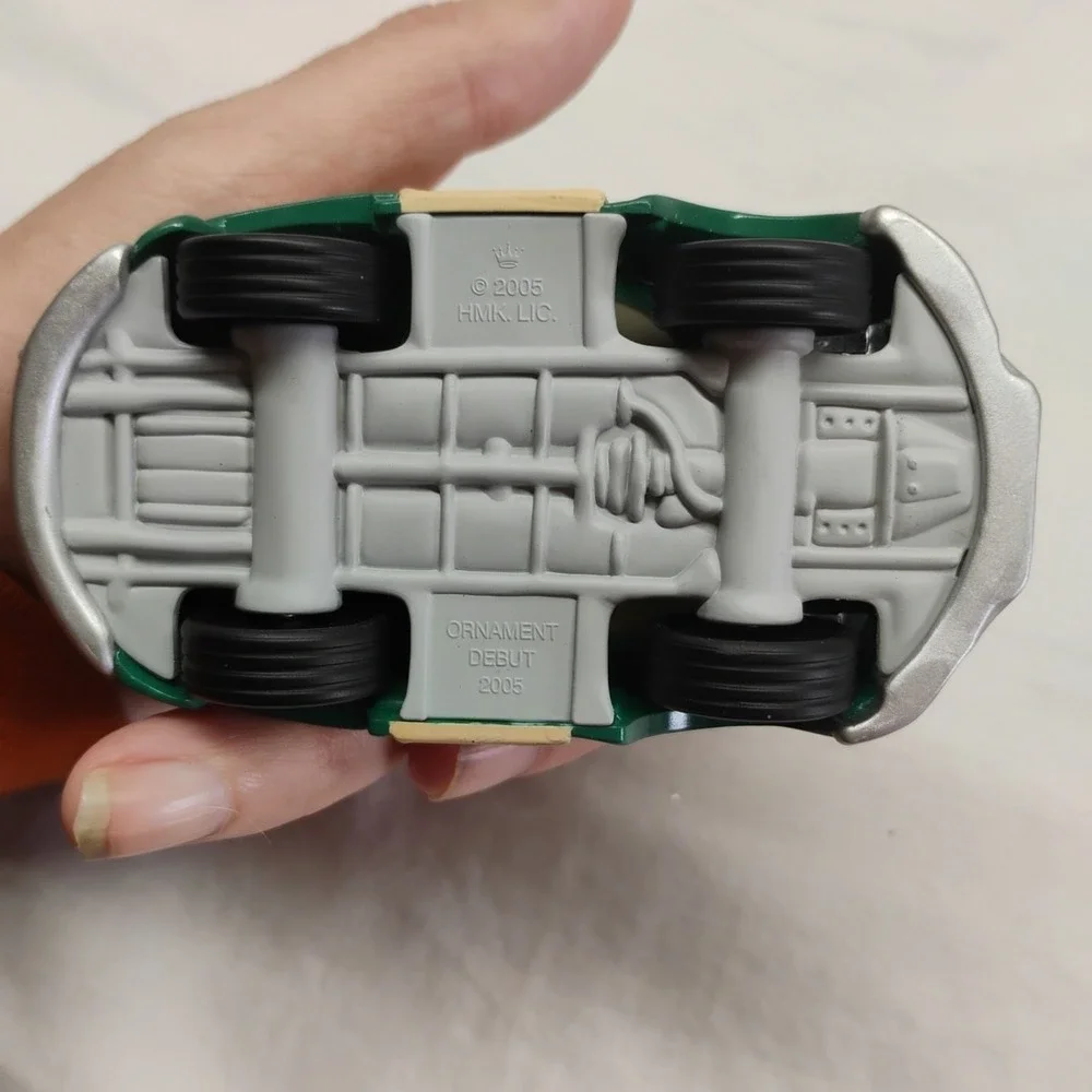 Hallmark ornament 2005