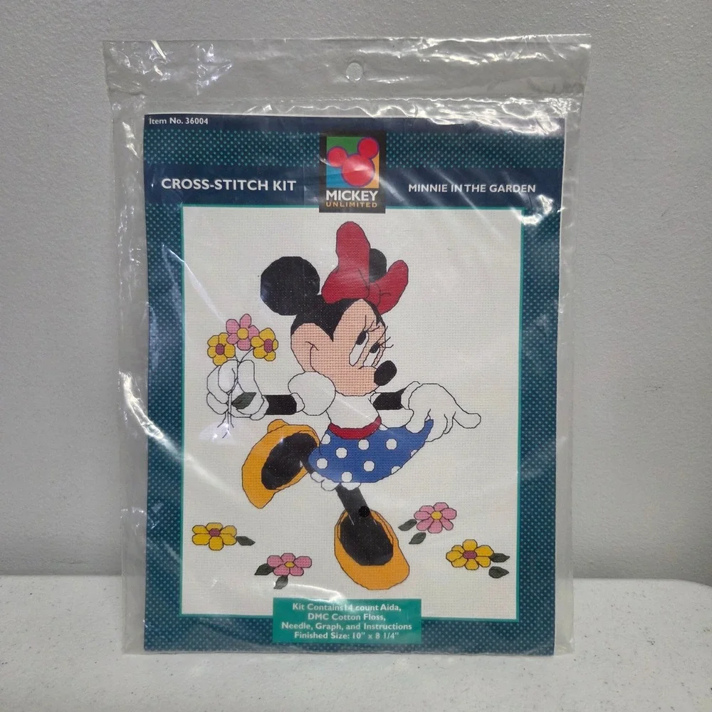 Disney Minnie Mouse In The Garden Cross Stitch Kit 36004 Mickey Unlimited