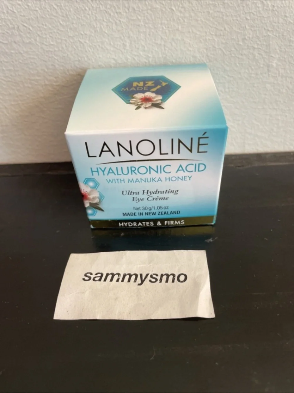 Lanoline Hyaluronic Acid with Manuka Honey Ultra Hydrating Eye creme 1.05 oz