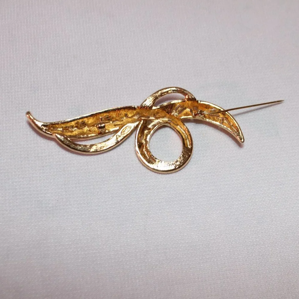 Avon vintage swirl