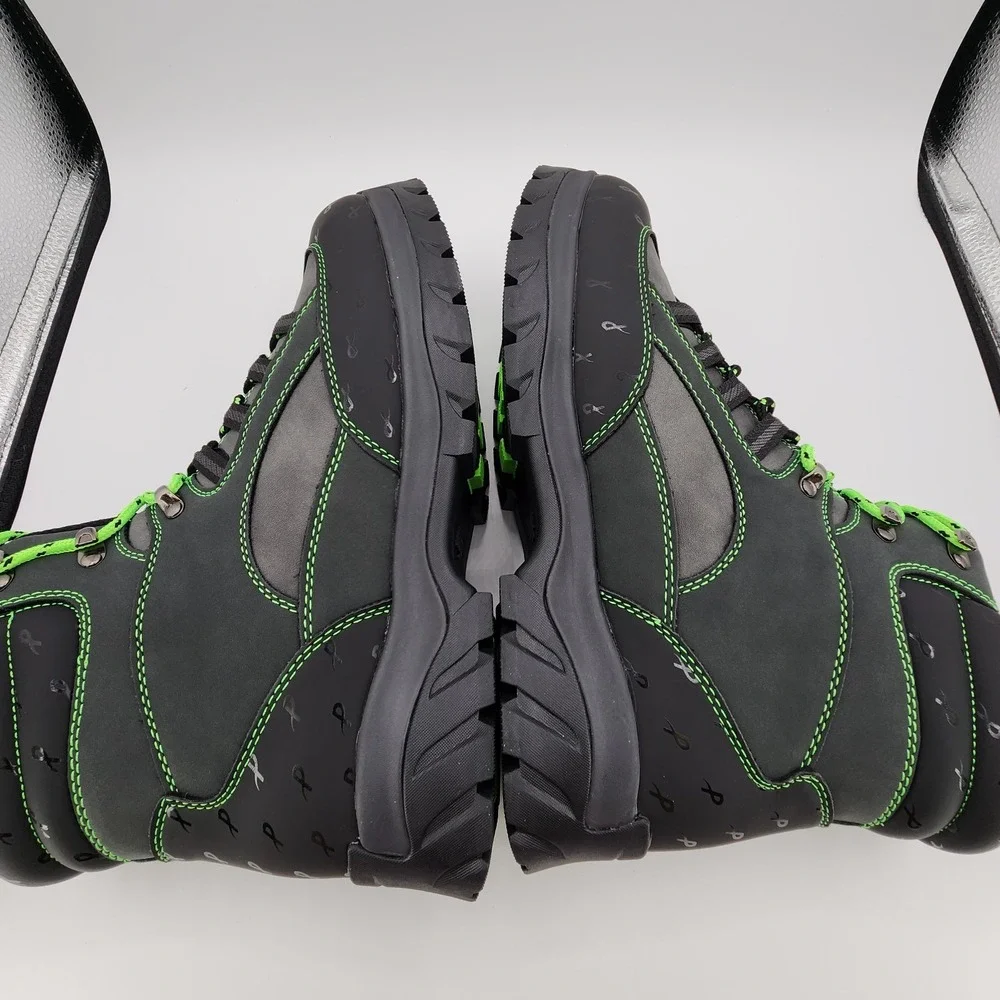 Lugz brand new