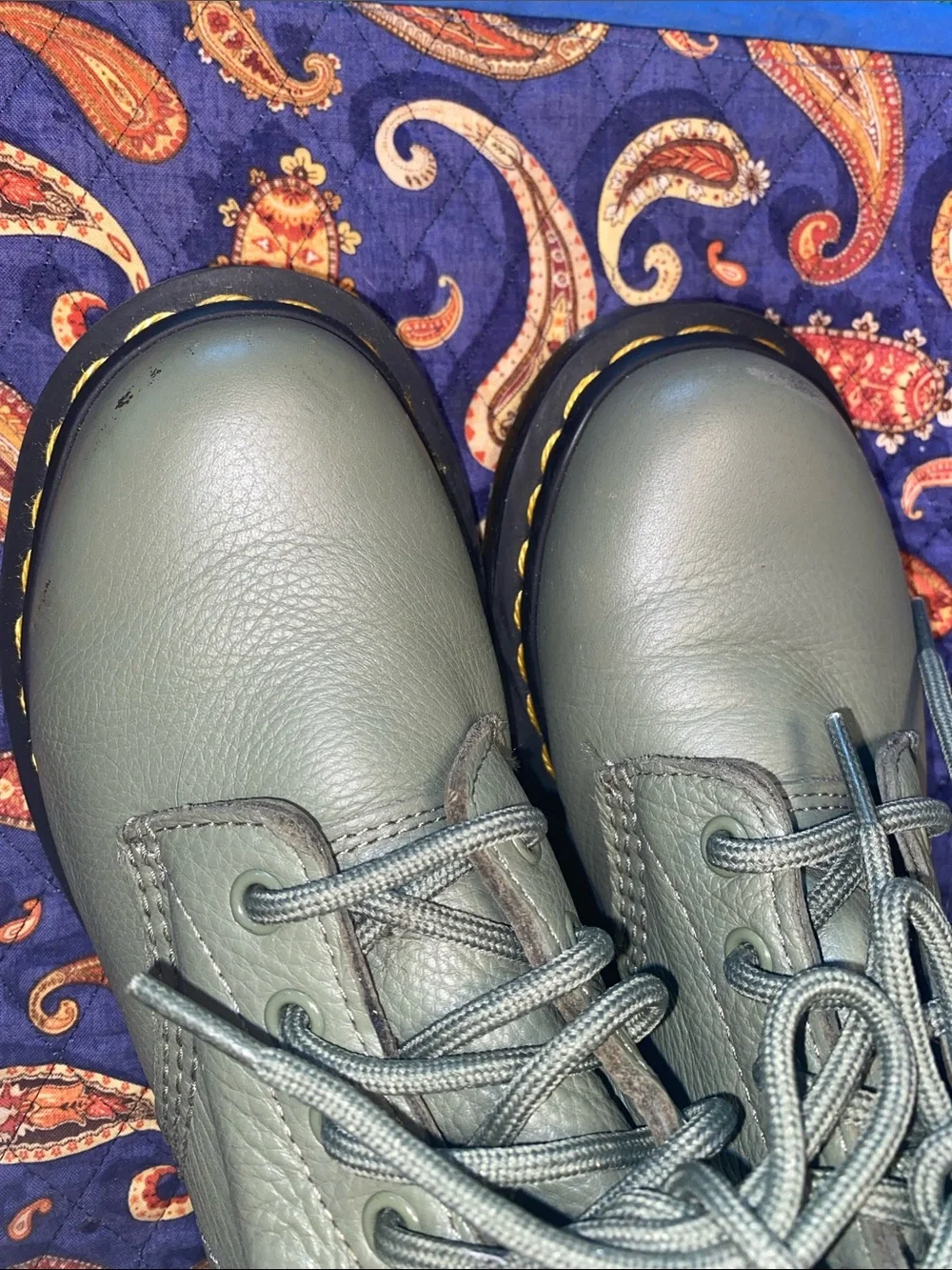 Dr. Martens classic dr