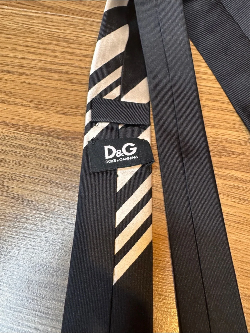 D&G Dolce & Gabbana Vintage Black and White Square End Skinny Necktie