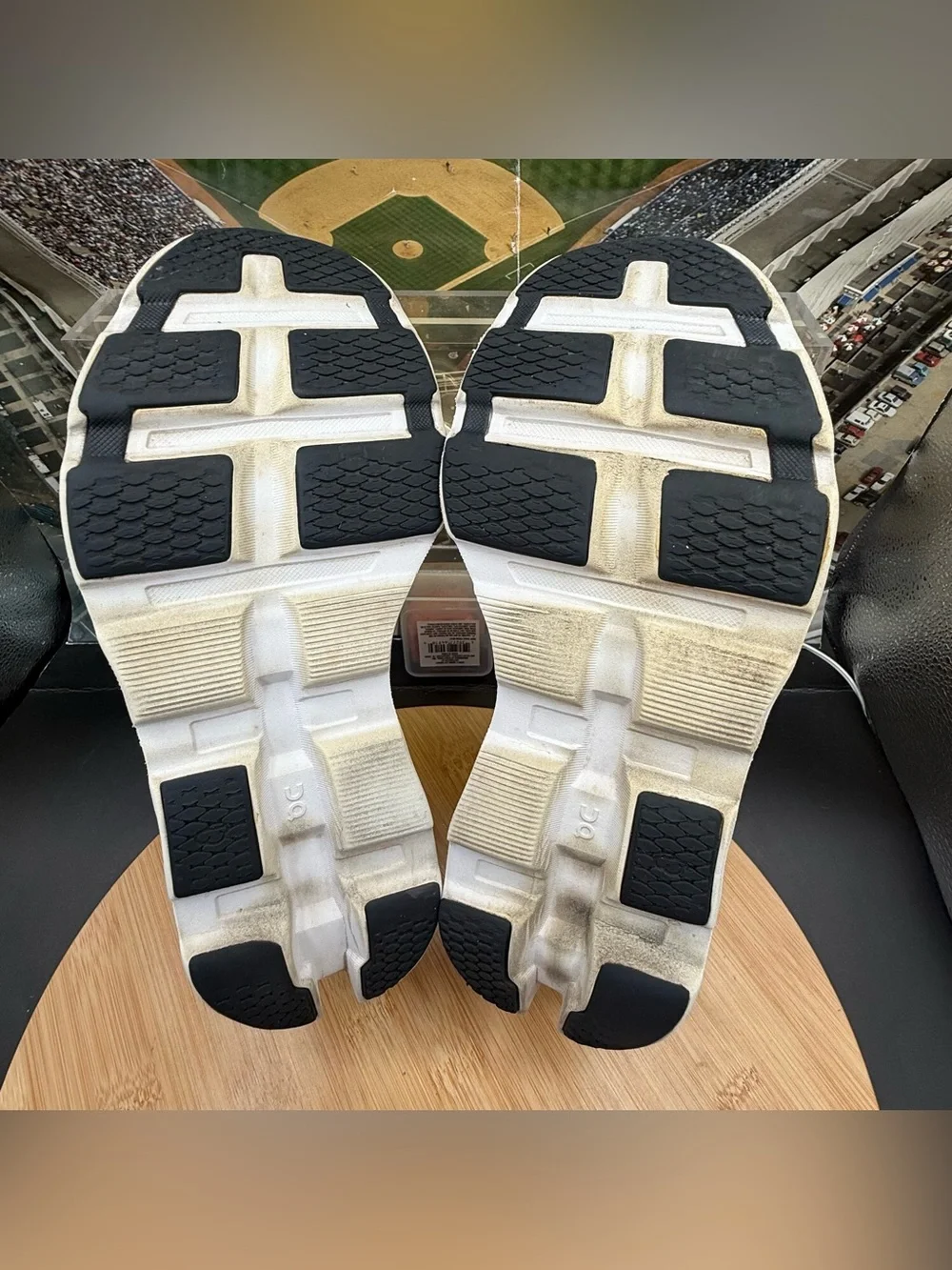 On Running Cloudmonster 2 Women’s ‘Undyed/Flame’ Size 8