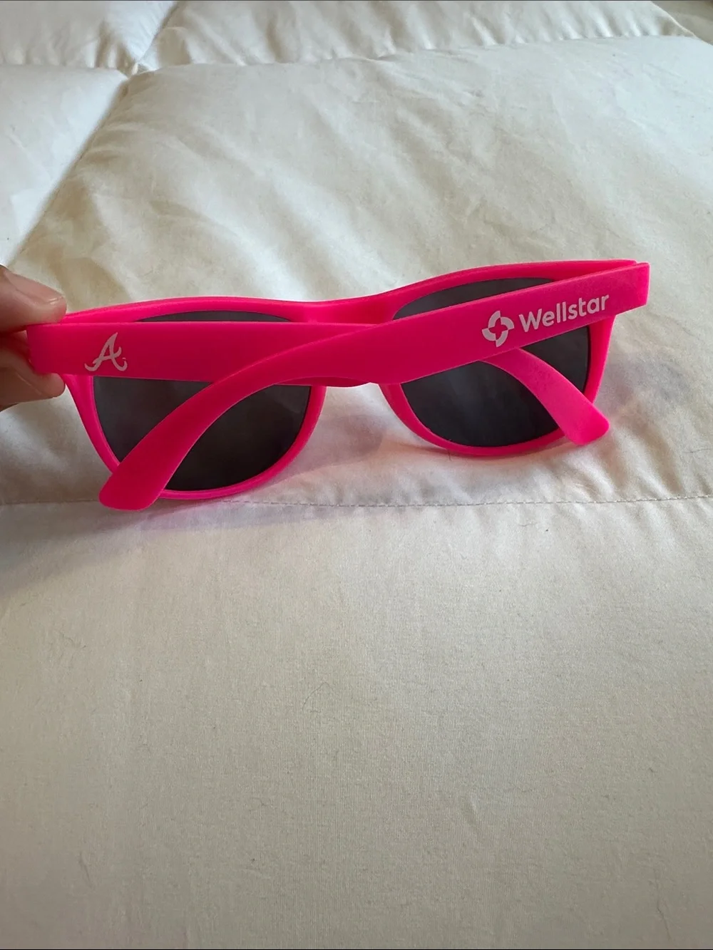 N/A bright neon