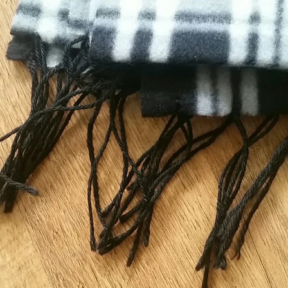 NWT Black & White Stripe‎ Plaid Men's Scarf