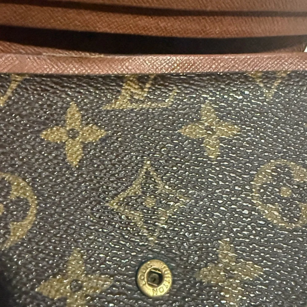Louis Vuitton work approximately