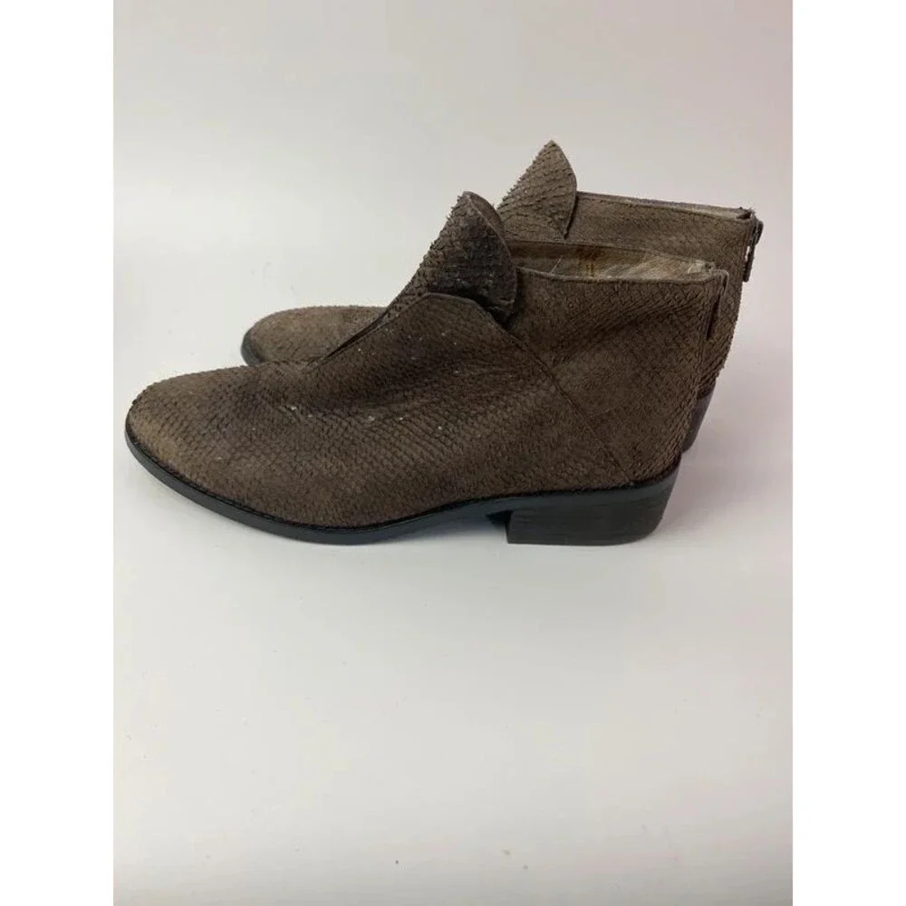 Eileen Fisher sz booties