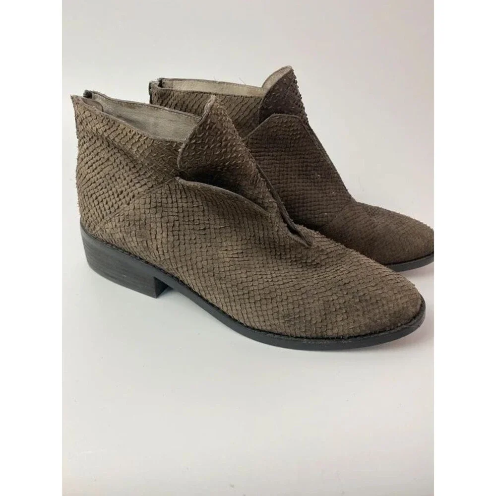 Eileen Fisher 11 silver