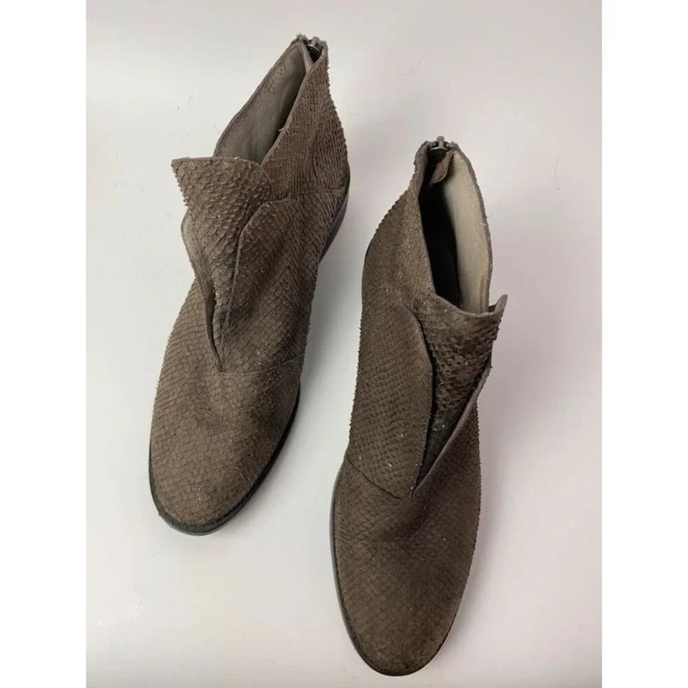 Eileen Fisher eileen 11