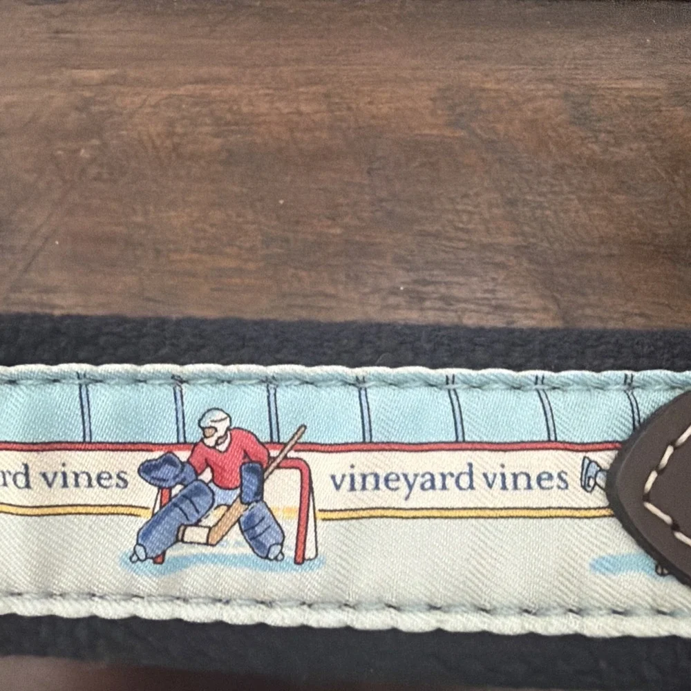 Vineyard Vines photos 40 looking