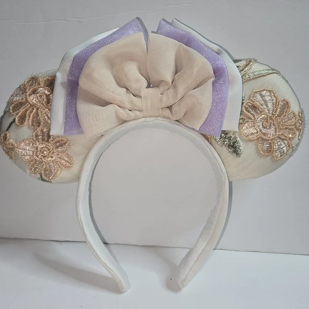 New Cream Custom Lace Handmade Minnie Mouse Ears Disney