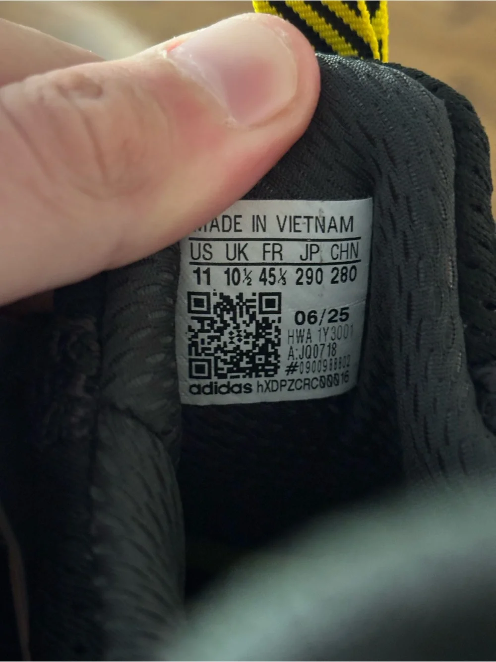 Adidas X FortNite UltraBoost 1.0 ‘Battle Bus’ Men’s Size 10 & 11 | RARE | JQ0718