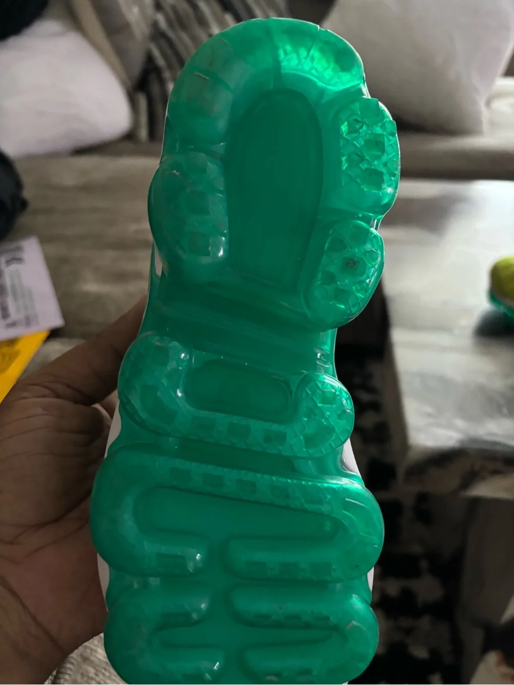 Nike vibrant lime