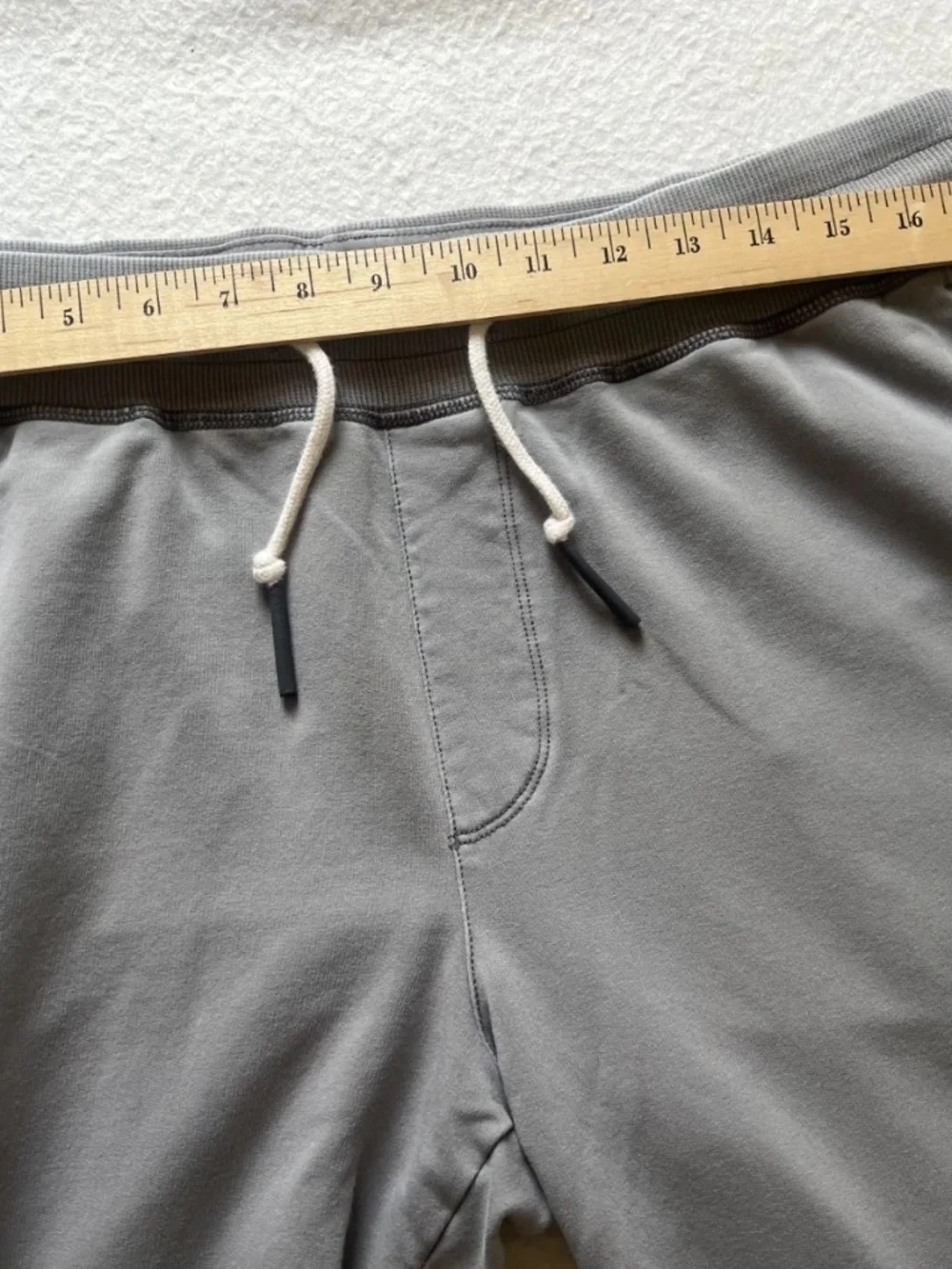 Tommy Bahama Gray Sweatpants Mans size L