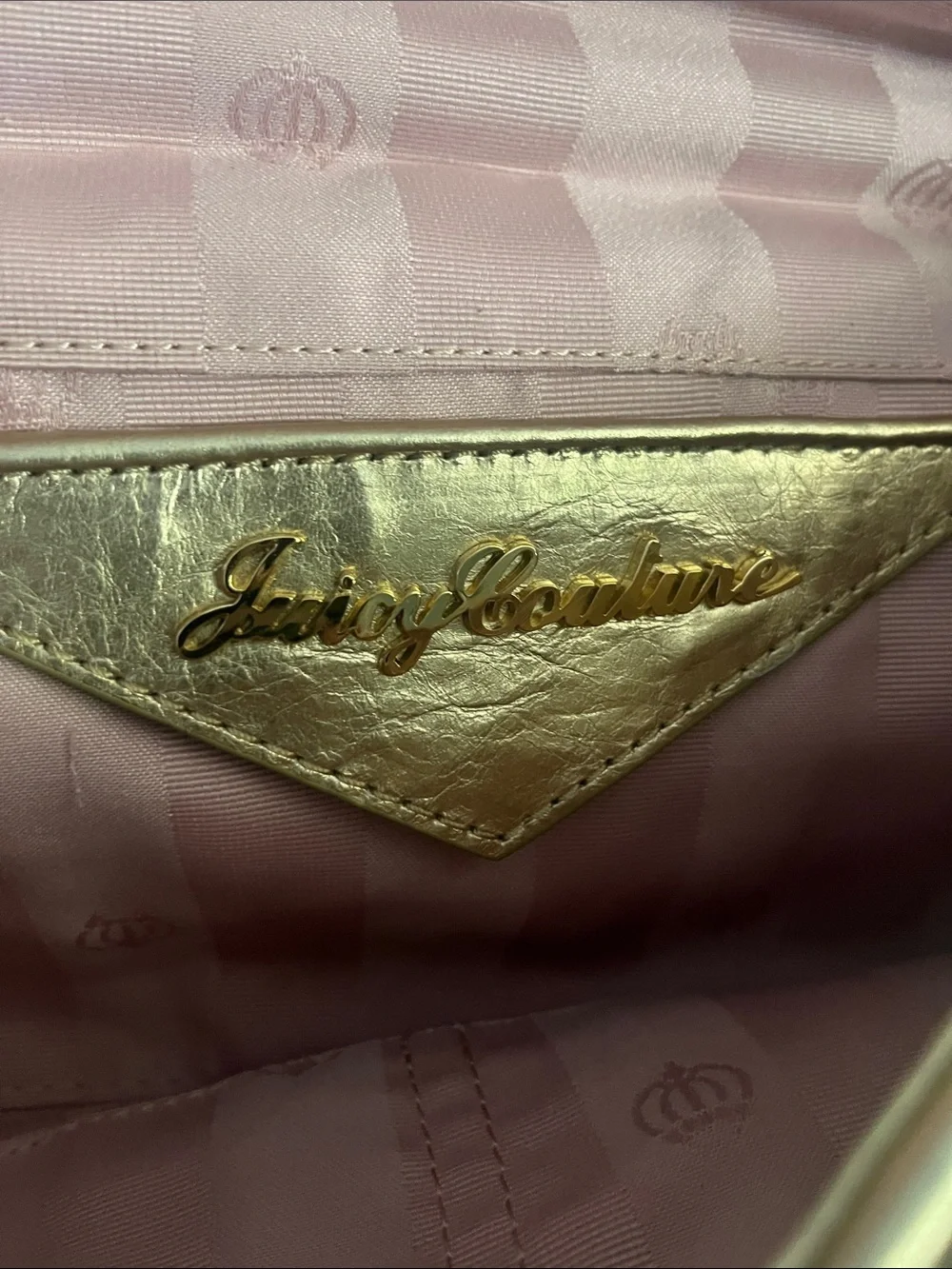 Juicy Couture silhouette trim fold